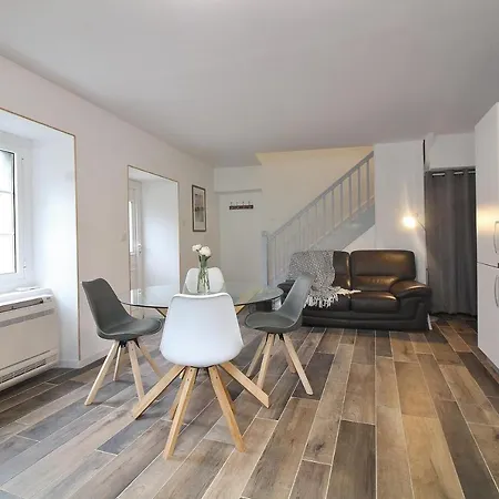 Gite Le Layris Apartamento *